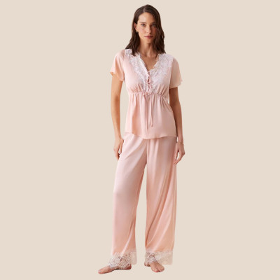 PIJAMA LONGO MANGA CURTA EM CETIM E RENDA SWEET MATERNITY