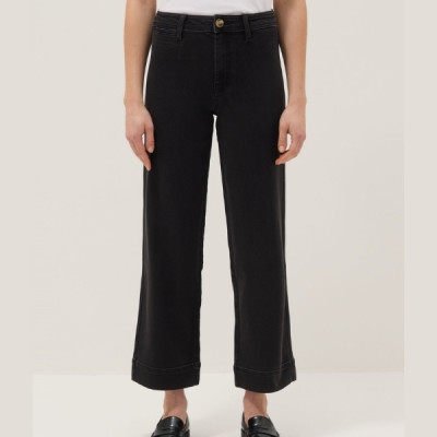 WOMEN'S JEANS