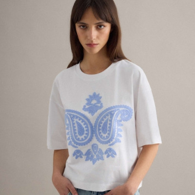 WOMEN'S T-SHIRT