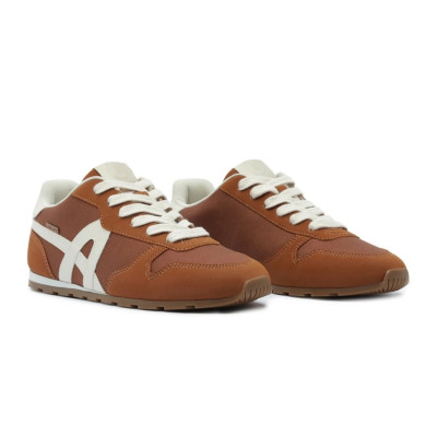 ZAPATO CERRADO DE TACÓN PLANO