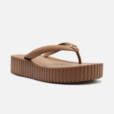 SANDALIA DE TACÓN BAJO